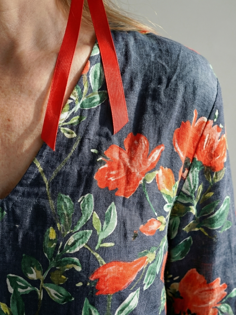 Ceren | Vestido Midi Floral de Caída Suave
