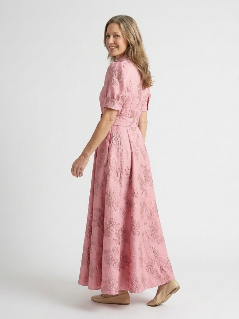 Xanthea | Vestido Maxi Camisero Floral Texturizado con Manga Corta y Cinturón