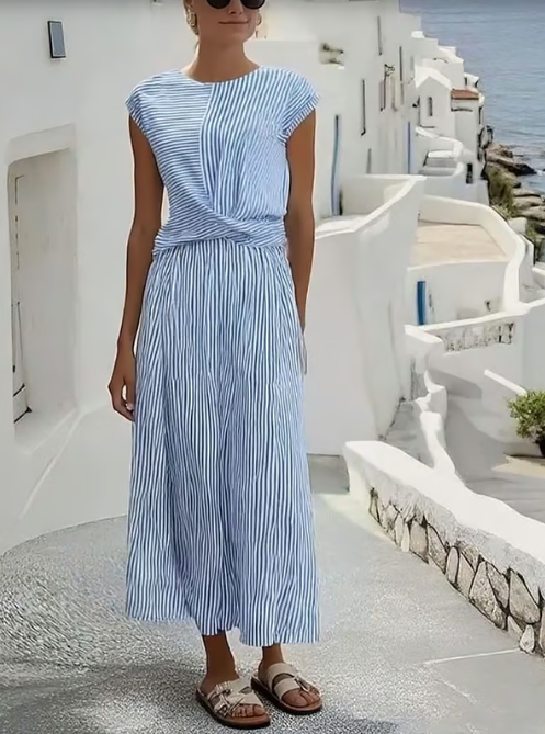 Vestido de lino con cintura retorcida