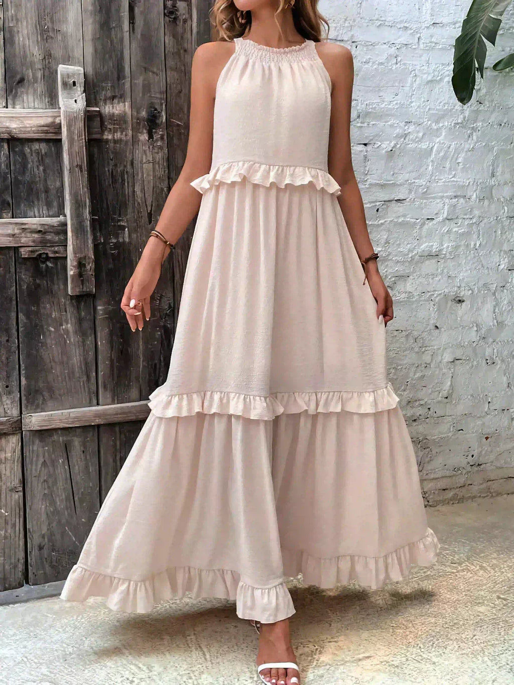 Robyn - Vestido Maxi con Volantes y Cuello Halter