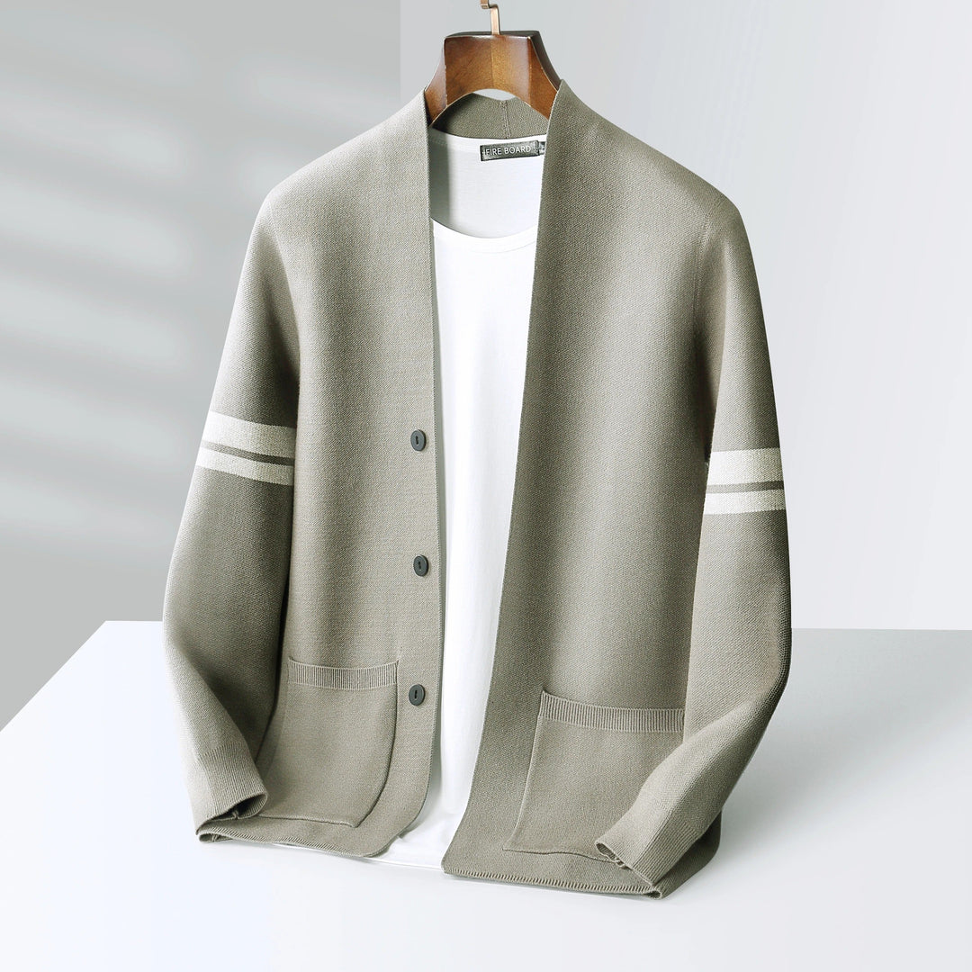 Maison Delcourt ™ | Cardigan moderne homme