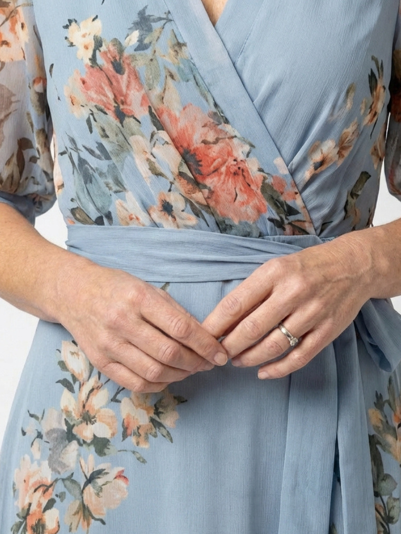 Emma | Vestido Maxi de Flores con Escote en V